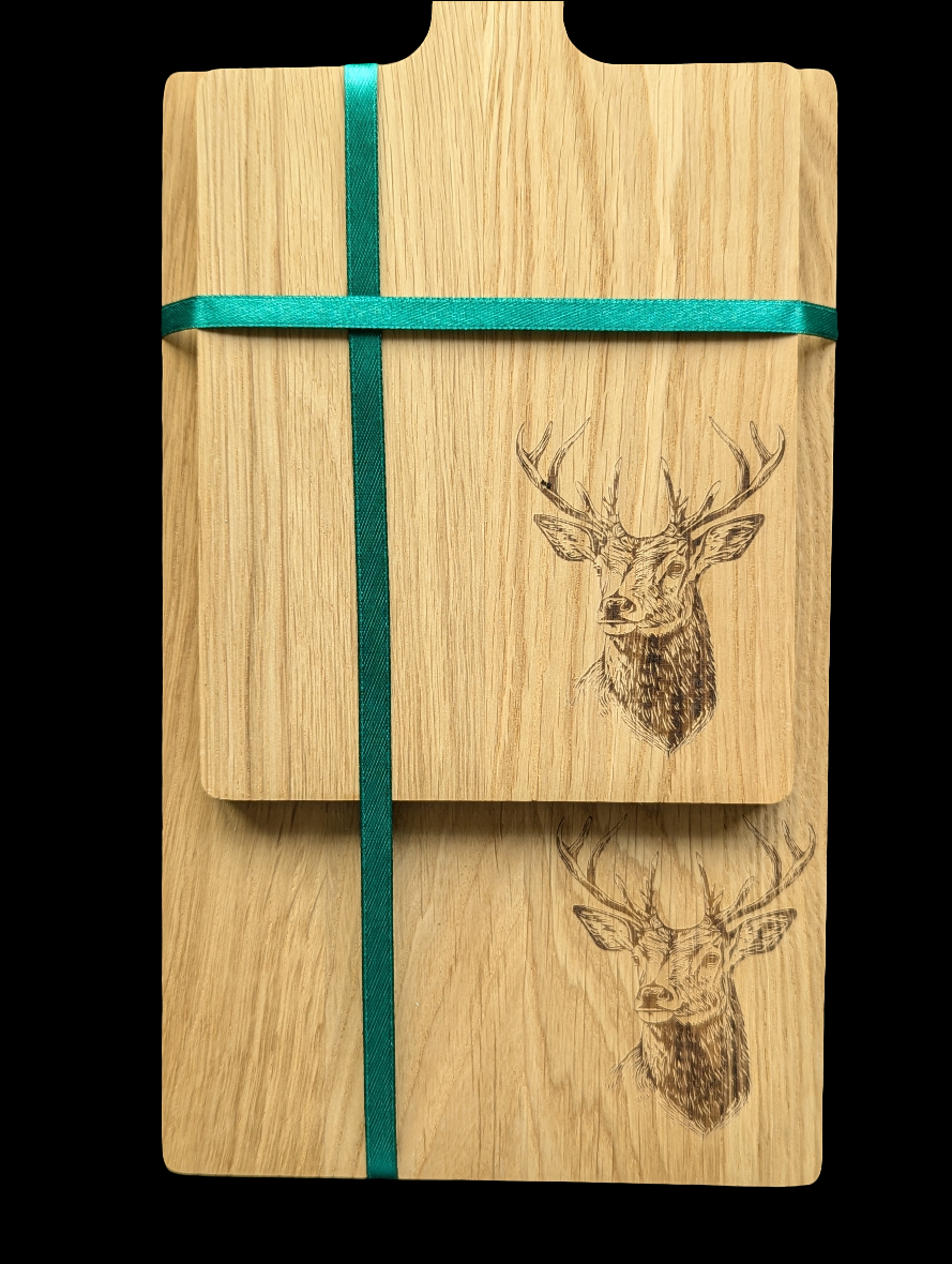 Stag Oak Chopping Board Set - Close Up