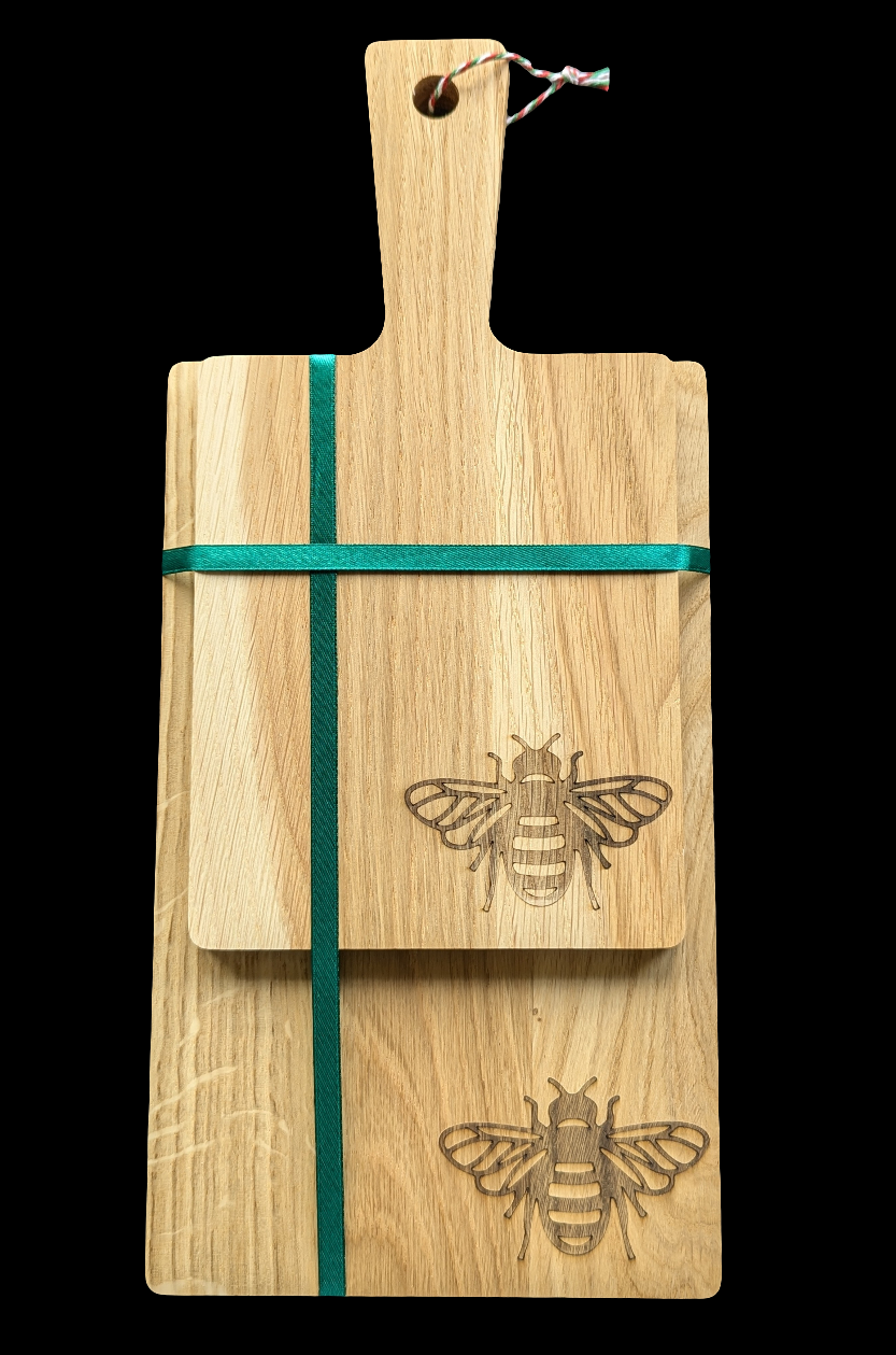 Bee Oak Chopping Board Set - Front