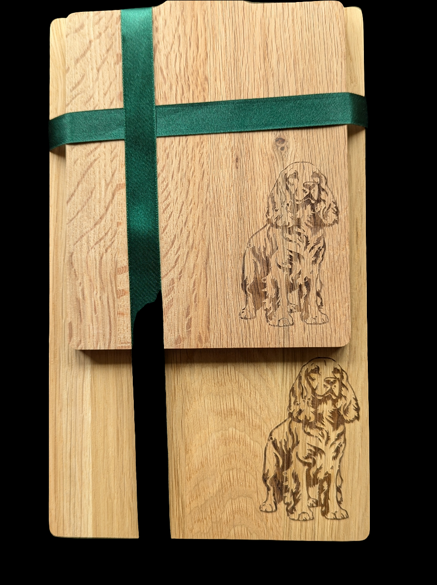 Cocker Spaniel Oak Chopping Board Set- Close up 