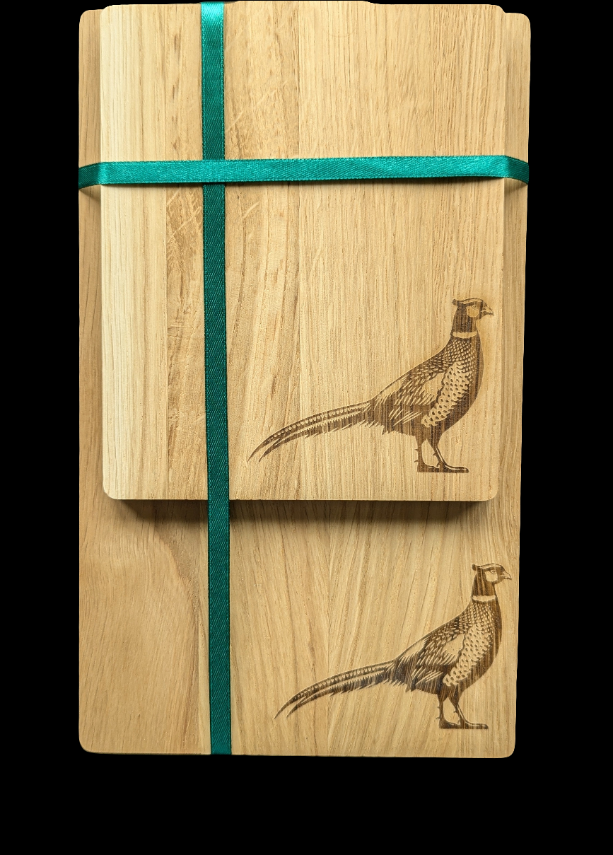 Pheasant Oak Chopping Board Set- Close Up 