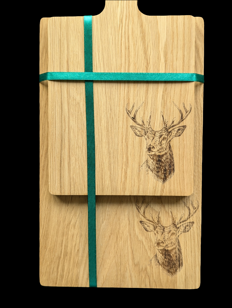 Stag Oak Chopping Board Set - Close Up 