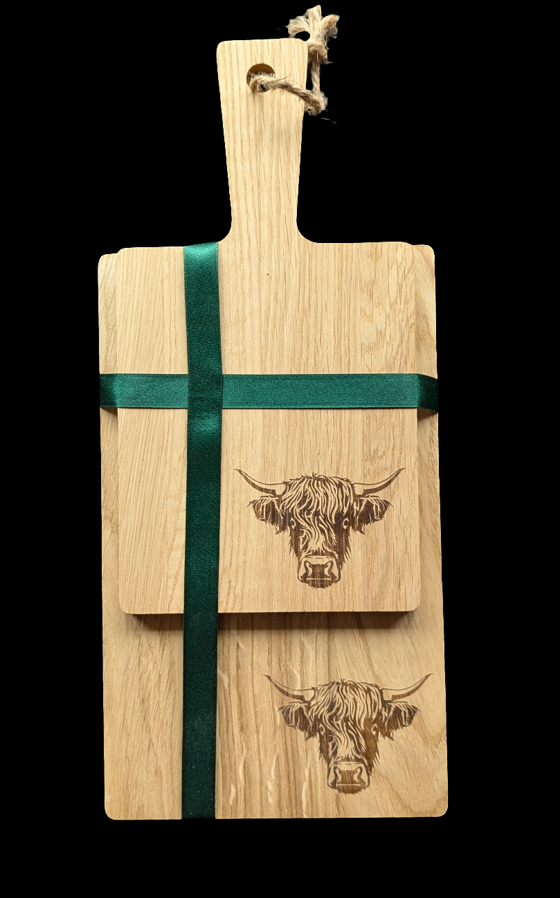 Highland Cow Oak Chopping Board Set - Front