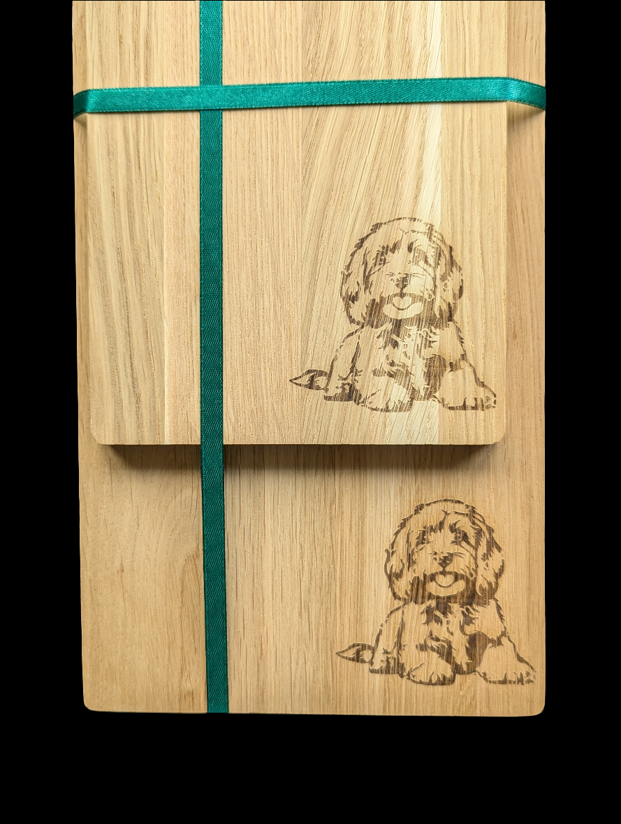 Cockapoo Oak Chopping Board Set - Close Up 